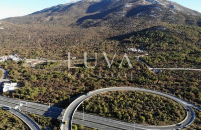 Solin, Klis, baugrundstück mit 2.512 m² und Standortgenehmigung