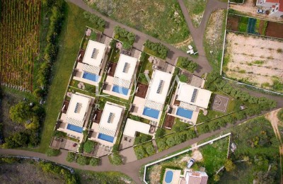 Krka, Drinovci, 4263 m² Baugrundstück mit gültiger Baugenehmigung