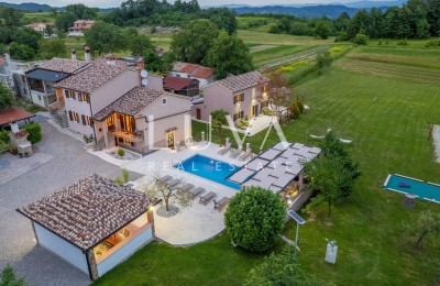 Istrien, Pićan, Villa mit Pool und Tennisplatz zum Verkauf