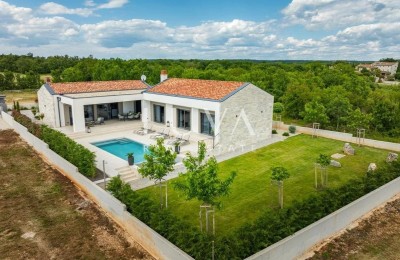 Brajkovići, Rovinj, Istrien – Luxushaus mit Pool zu verkaufen
