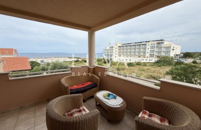 Pag, Novalja, Zwei-Zimmer-Wohnung mit Meerblick, 58 m²