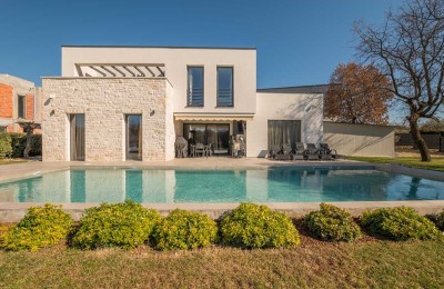 Villa in moderner Architektur und Design mit 4 Schlafzimmern, nur 2 km vom Zentrum von Porec entfernt