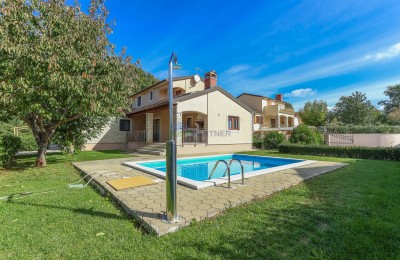 Mediterranes Haus mit Swimmingpool, 12 km von Poreč entfernt