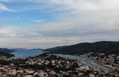 Marina – Haus mit drei Etagen zum Verkauf, ca. 250m² + Parkplatz