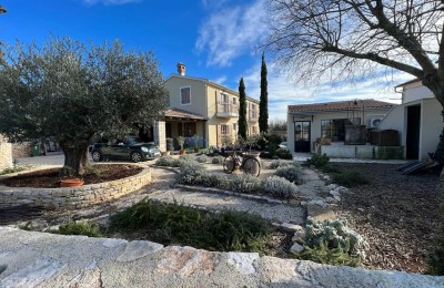 Istrien, Svetvičenat, wunderschönes Haus mit Pool
