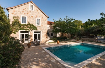 Haus Hvar