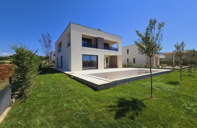 Porec -Freistehende Luxusvilla mit Meerblick