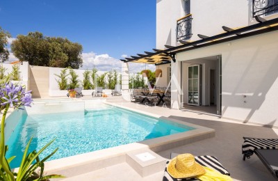Rogoznica, Ražanj, Luxusvilla mit 433 m² und Swimmingpool in Meeresnähe